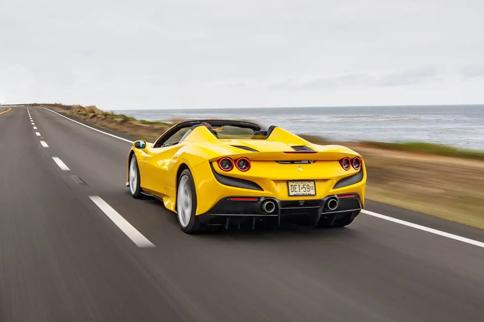 2020-ferrari-f8-spyder-105-1593551695