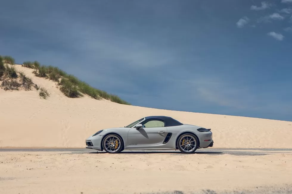 2020-porsche-718-boxster-gts-4l-375-hdr-1599591576