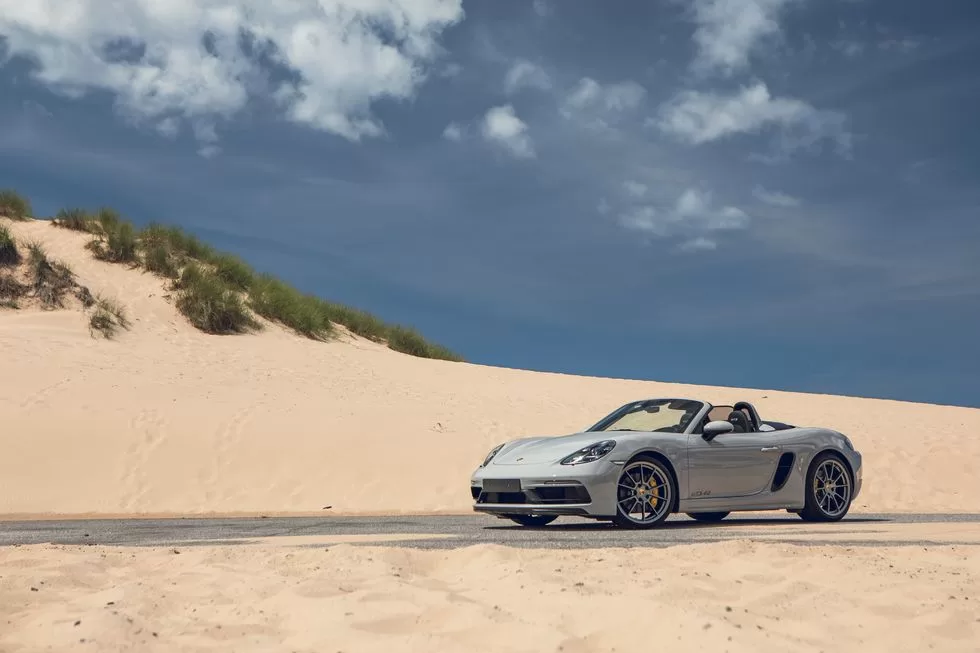 2020-porsche-718-boxster-gts-4l-456-hdr-1599591677