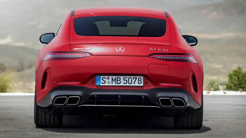 2022_Mercedes-AMG_GT_63_S_E_Performance_40